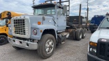 1974 FORD 9000 TRI-AXLE W/ 20' LOG BED