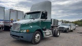 2004 FREIGHTLINER SINGLE AXLE DAYCAB ROAD TRACTOR