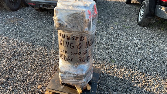 UNUSED KING -O- HEAT 360 WOOD STOVE