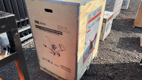 UNUSED TMG 4-3/4" TOW BEHIND WOOD CHIPPER