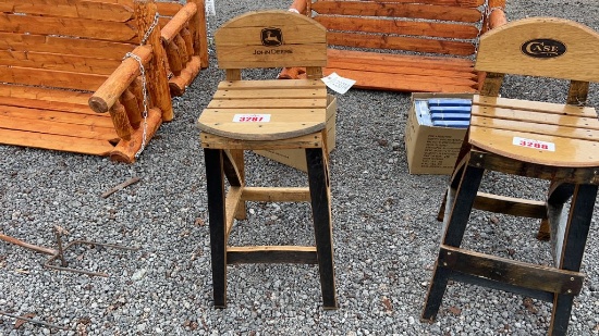 CASE EMBOSSED BAR STOOL