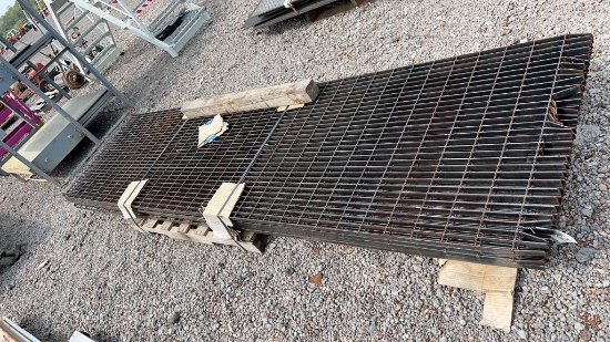 PALLET OF 3' X 11' STEEL GATES