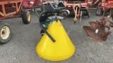 500 LB PULL TYPE FERTILIZER SPREADER