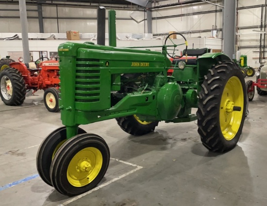 1949 JOHN DEERE A STYLED