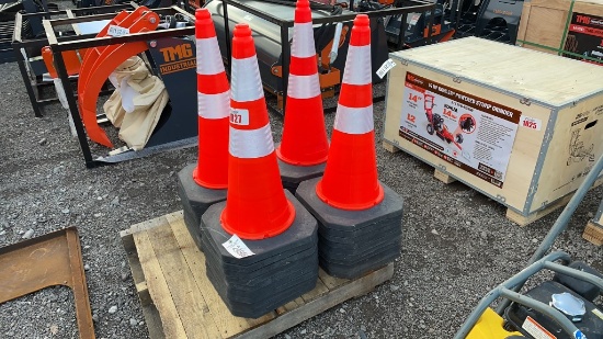 QTY 40) 24" SAFETY CONES