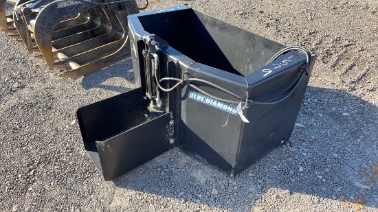 BLUE DIAMOND MINI SKID STEER CONCRETE BUCKET