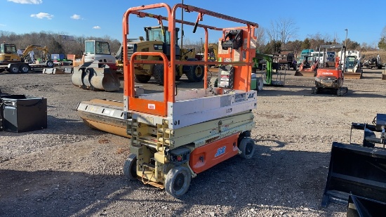 JLG 1930ES ELECTRIC MAN LIFT 19' HIGH