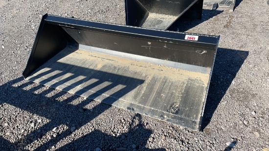 UNUSED 72" SKID STEER SMOOTH BUCKET