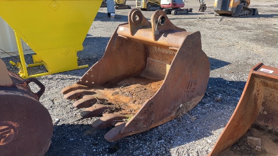 60" EXCAVATOR BUCKET