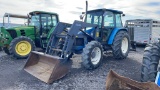 NEW HOLLAND 5635 TRACTOR