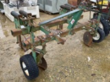 1 ROW 3PT HITCH PLASTIC PULLER