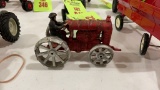 FORD METAL TRACTOR