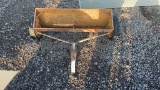 LAWN PULL TYPE SPREADER
