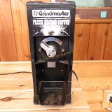 Grindmaster Model 495 Coffee Grinder - works