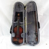 Helmke 1/4 Violin With Case & Bow