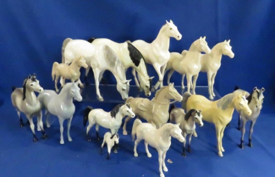 Hartland Plastics horses some sets, white & gray
