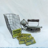 Satina Ironing Aid basket with 5 ironing aids