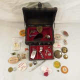 Vintage Pinback buttons & men's accessories