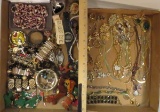Vintage jewelry, some broken or for parts