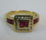 18k Gold Ruby & Diamond Buckle Ring 4.65g