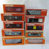 10 Lionel O gauge train cars with boxes