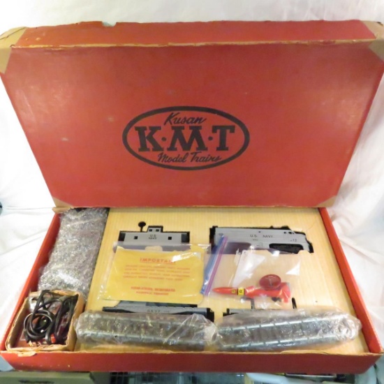 Kusan KMT model train set with box