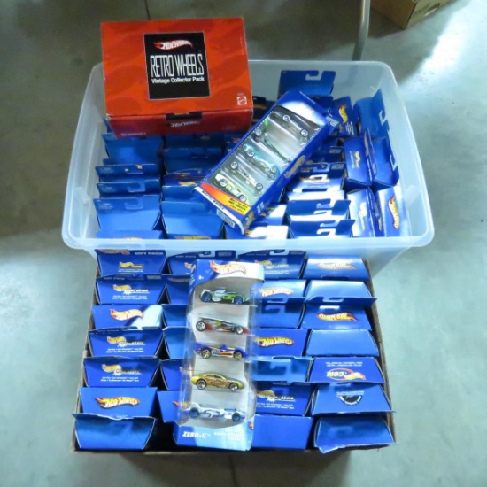 70 Hot Wheels gift sets, vintage collection pack