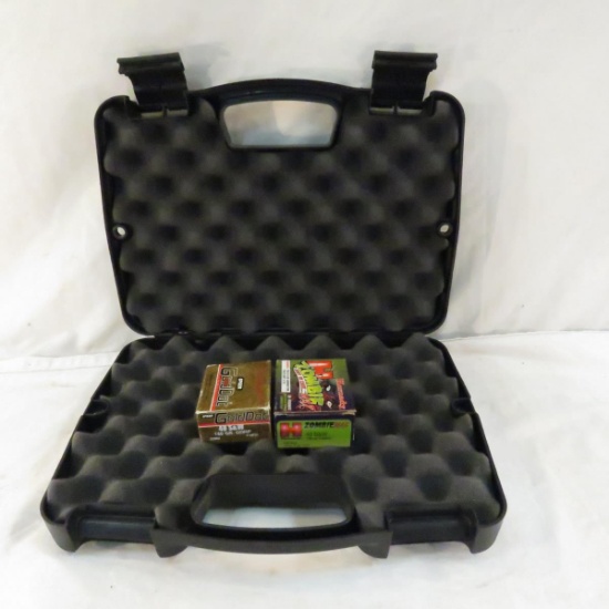Ammunition: 40 rds .40 S&W in hard pistol case