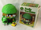 Tree Tots Family Treehouse With Original Box