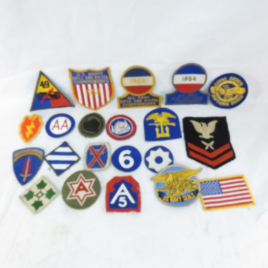WWII US Army & Other Military Unit Insignia