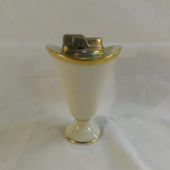 Lenox/Ronson table lighter