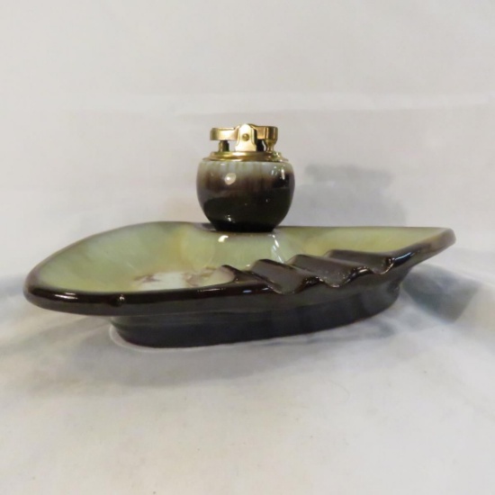 Vintage table lighter and ashtray set