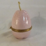 Evans hinged pink pear table lighter