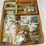 Vintage jewelry and rosaries- some for parts