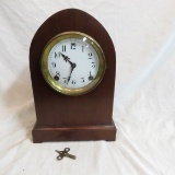 Sessions Mantel clock with porcelain dial