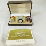 Vintage Ladies Gucci model 1100 watch in box