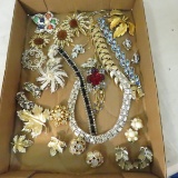 Vintage Sarah Coventry, Lisner & other jewelry