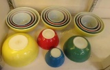 4 sets of Vintage Pyrex Bowls