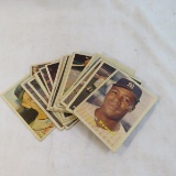 24 1957 Topps Baseball Cards