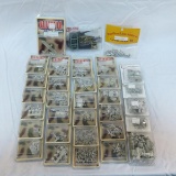 32 WWII & Perrin Military 1:160 Miniatures - NIP