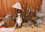 Table full of lamps and lamp parts- untested