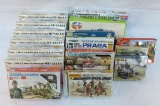 17 Military Figures and Vehicle Model Kits