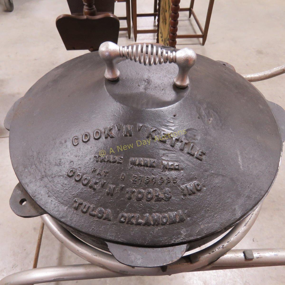 COOK N KETTLE CAST IRON KETTLE W/ LID For Sale In Tulare,, 43 OFF