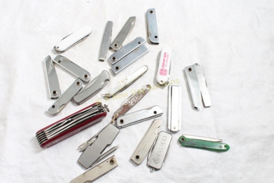 20 + Lot Pocket Knives some with Advertising Dodge