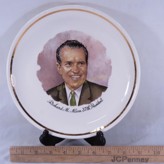 Richard M. Nixon 37th President Plate