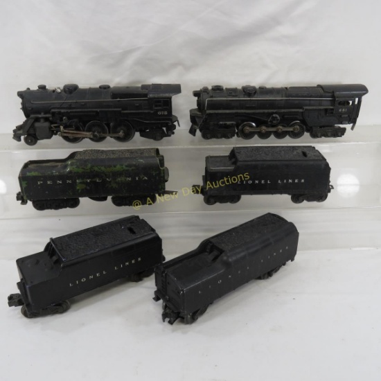 2 Lionel Train Engines 681 & 675 and  4 Tenders