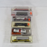 6 N Scale train cars with 2 Locomotives