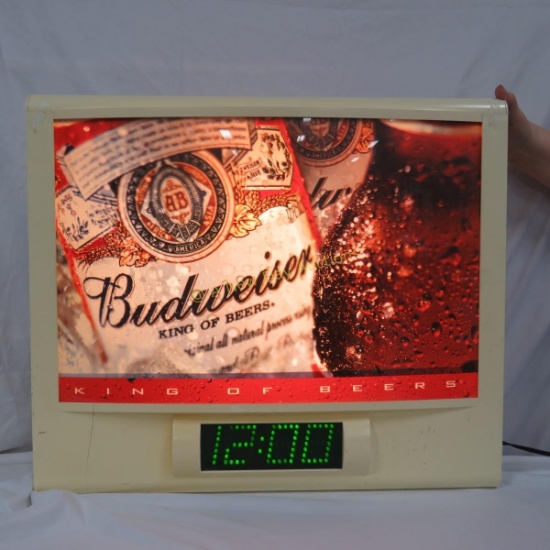 Budweiser King of Beers Light up Clock Sign -works