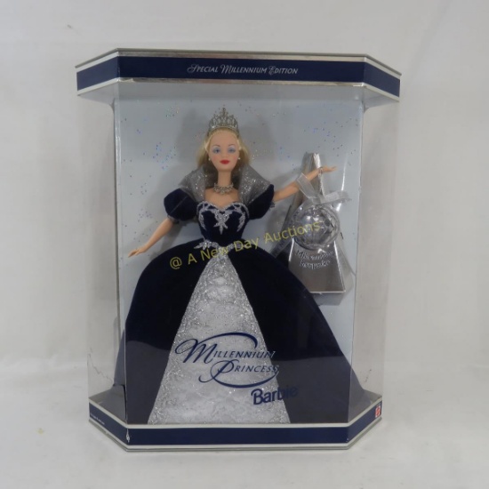 2000 Millennium Princess Barbie 24154 in box