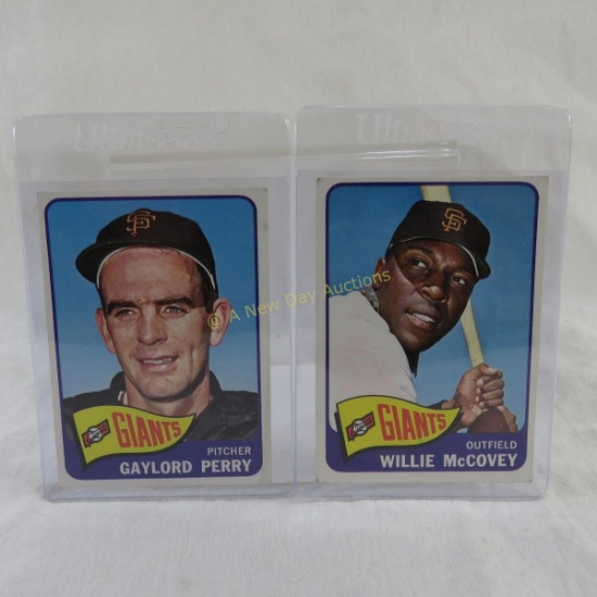 2 sharp 1965 Hall of Famer baseball cards
